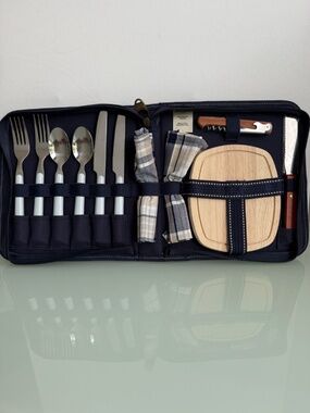 Eddie Bauer Travel Snack Set NWT Navy Picnic Cheese Board Corkscrew Kit
